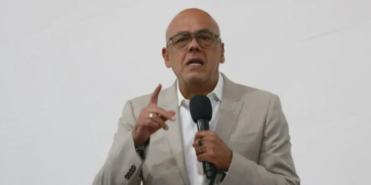 Jorge Rodríguez exige a EEUU devolver a los 18 “niños secuestrados”