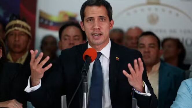 «De Sánchez, solo hablé una vez»: Lo que dijo Guaidó tras difundirse audios por caso de corrupción en España