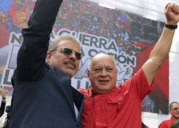 “Los que aúpan la guerra se van a quedar con las ganas”, afirmó Cabello en respaldo a Irán