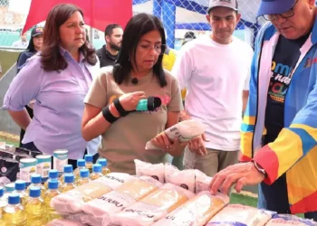 Gobierno y sectores productivos concretan “precios acordados” en varios alimentos