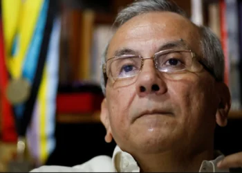 Cabello dice que detención de Rodrigo Cabezas es por presuntos vínculos con María Corina Machado