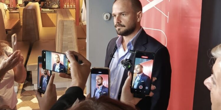 Mármoles R&A y Venux se fusionan para seguir apostando al mercado venezolano