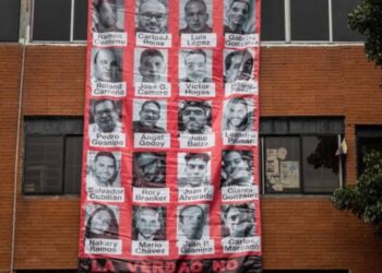 CNP exige investigación tras vandalismo contra gigantografía en su sede en Caracas