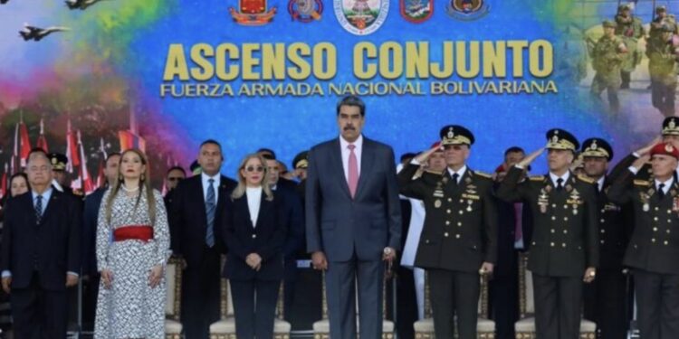Maduro ratificó al alto mando de la FANB y pidió adquirir nuevos sistemas de armas