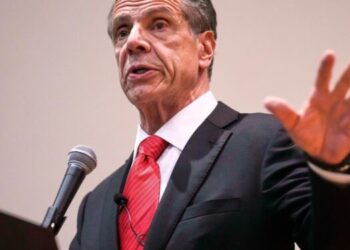 Cuomo anunció que competirá como candidato independiente a alcalde de Nueva York, tras perder las primarias demócratas