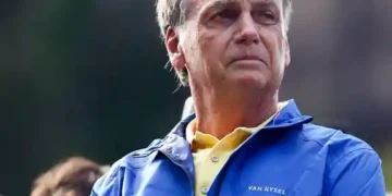 Bolsonaro rechaza la petición de condena de la Fiscalía y niega planear huir de Brasil