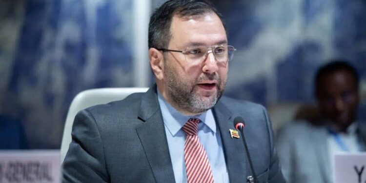 Yván Gil entregó a Petro carta de Maduro en respaldo a Palestina