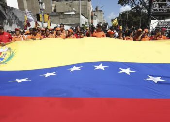 Eurodiputados respaldan petición de aumentar sanciones por vinculaciones con el régimen de Maduro