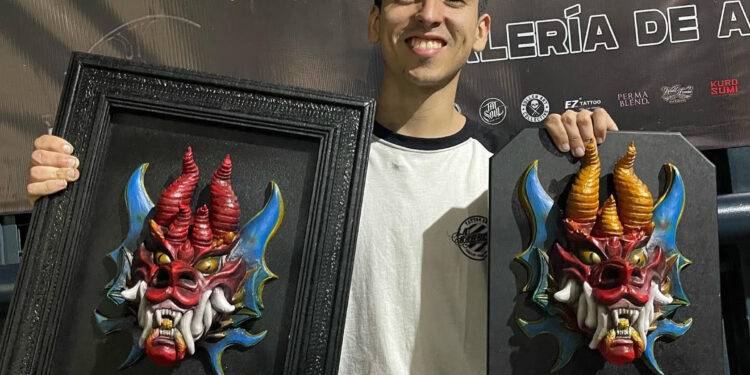 Tatuador José Fariñas y su seminario “A todo color” fueron todo un éxito