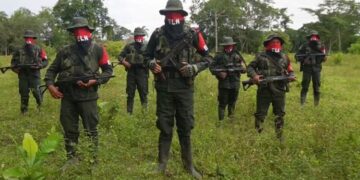 La guerrilla del ELN se atribuye el secuestro de dos policías colombianos en la frontera con Venezuela