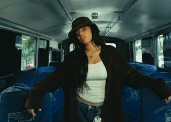 Mari “La Carajita” pone a “perrear” a la melancolía con “kura”