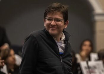 Se entregó un séptimo adolescente implicado en atentado contra Miguel Uribe