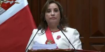 Boluarte afirma que evitó que Perú sea «un país fallido como Venezuela, Cuba y Bolivia»