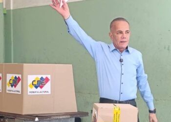 Manuel Rosales: «Aquí no hay otro camino que negociar, buscar el voto»
