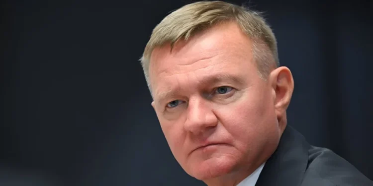 Exministro de Transporte de Rusia se suicidó tras ser destituido por Putin