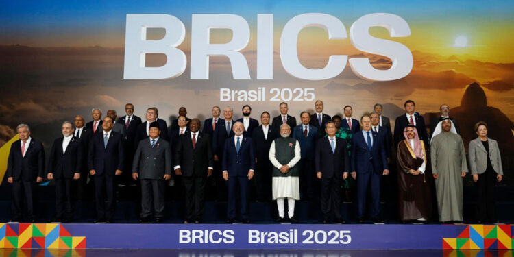 «Incorrecto e irresponsable»: el mundo reacciona a las amenazas de Trump contra los BRICS