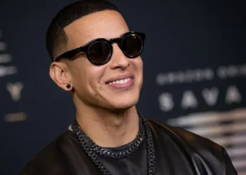 Daddy Yankee regresa a la música con su nuevo tema ‘Sonríele’