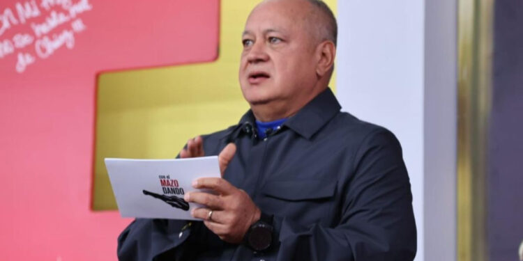 Diosdado Cabello anuncia la incautación de «narcosubmarino» con tres toneladas de cocaína desde Colombia