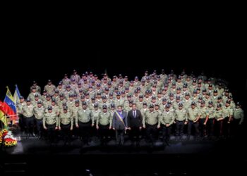 Más de 130 funcionarios de la Policía Municipal de Chacao fueron ascendidos en el Día del Policía