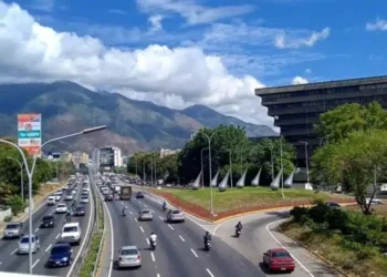 TSJ ratifica condena de 28 años a mujer que asesinó a su esposo en plena autopista