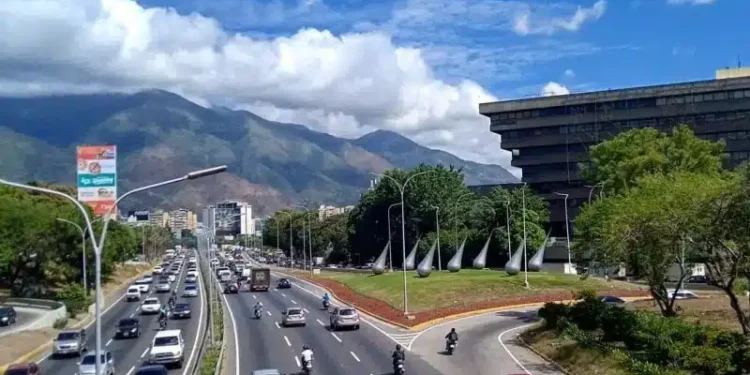 TSJ ratifica condena de 28 años a mujer que asesinó a su esposo en plena autopista