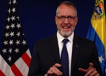 James Story descarta que despliegue militar de EEUU sea para intervenir en Venezuela