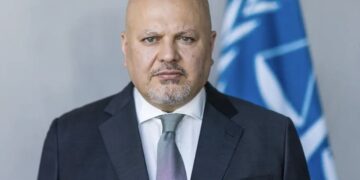 Sala de Apelaciones de la CPI ordena al fiscal Karim Khan apartarse del caso Venezuela por «conflicto de intereses»