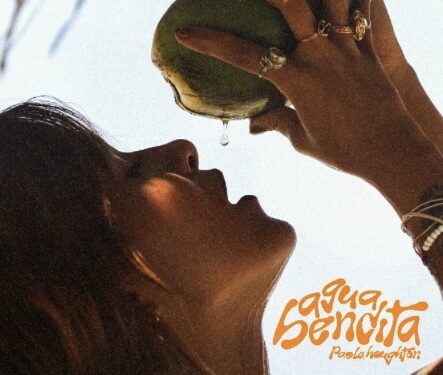 “Agua Bendita”: la nueva canción de Paola Houghton que limpia heridas con música
