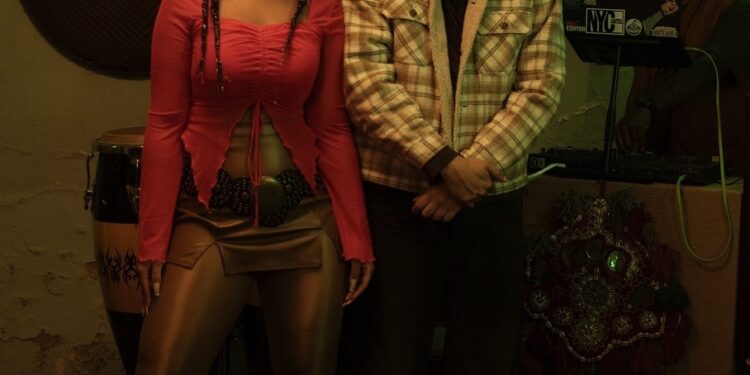 Gigi Méndez y McKlopedia unen dos generaciones musicales en “Tradicional”