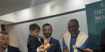 “Detrás de la Montaña”: Un libro que te lleva a vivir en plenitud