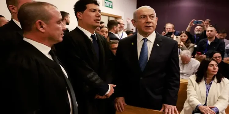 Netanyahu deberá comparecer tres veces a la semana en su juicio por corrupción