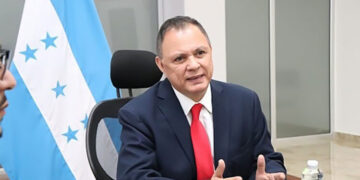 Vicecanciller de Honduras renuncia por estar en desacuerdo con el apoyo de la presidenta Xiomara Castro al régimen de Maduro