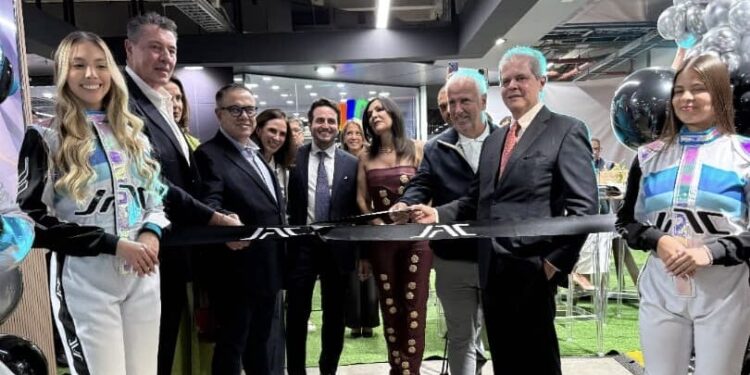 JAC Express abrió sus puertas en el Sambil La Candelaria