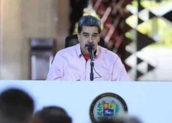 Maduro ordena activar 4,5 millones de milicianos tras nueva recompensa de USA