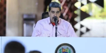 Maduro ordena activar 4,5 millones de milicianos tras nueva recompensa de USA