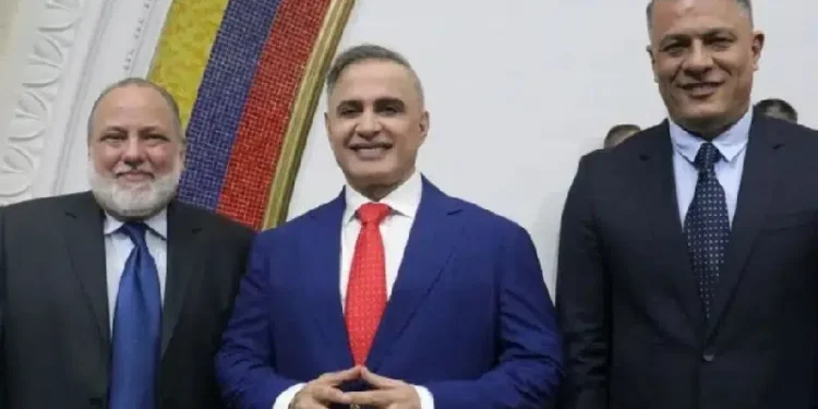 Fiscalía, Contraloría y Defensoría tachan de «infame» la recompensa por Maduro