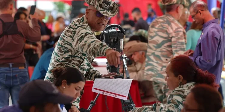 Comienza en Venezuela segunda etapa de alistamiento de milicianos ante «amenazas» de EEUU
