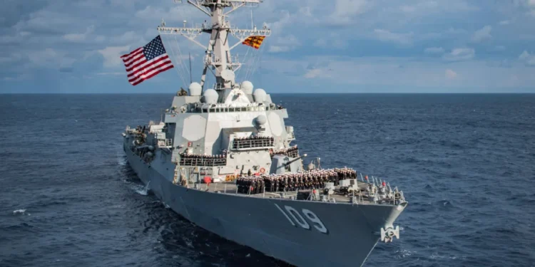 Los buques de guerra que envía EE.UU. estarán a cinco horas de Venezuela