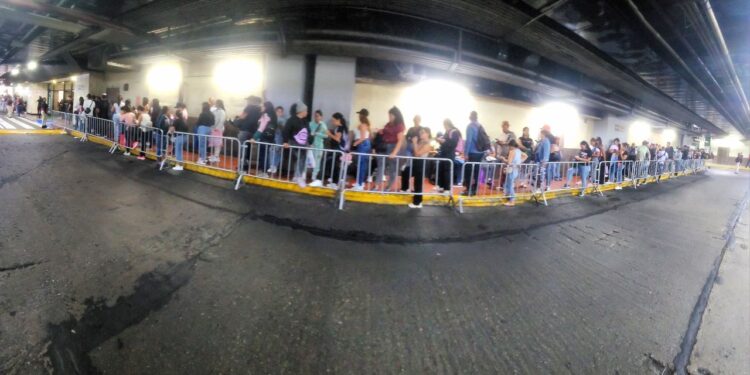 El CCCT abarrotado por la venta de entradas de “La Old School Reggaetón”