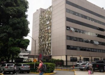 Gobierno de Maduro firma 557 acuerdos turísticos con 15 países tras jornada de rueda de negocios