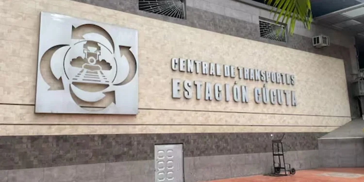 Denuncian venta ilegal de pasajes hacia Venezuela en la Terminal de Cúcuta