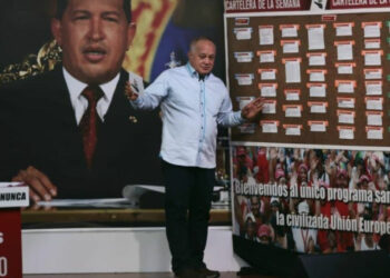 «Si aquí ocurriera algo, que no va a ocurrir, nosotros iremos por los que pidieron invasiones y sanciones», advirtió Cabello