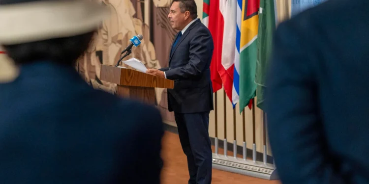 Venezuela se reúne con Guterres en la ONU y le pide pronunciarse sobre despliegue de EEUU