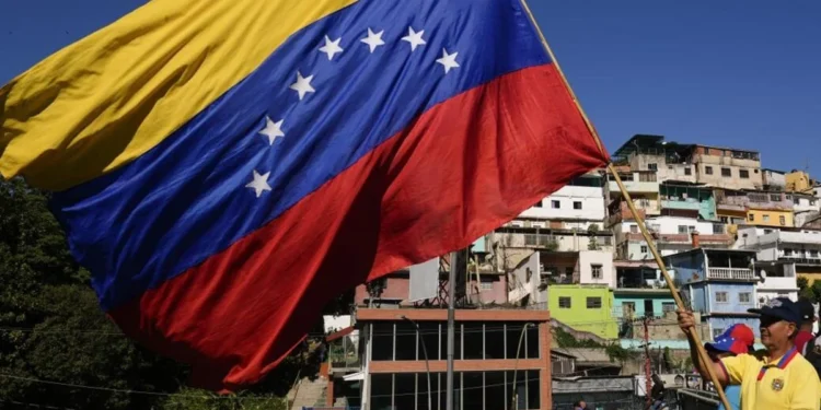 Hinterlaces: «82% de la población cree que Venezuela es soberana y ningún gobierno puede amenazarla»