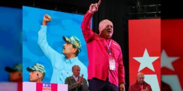 Diosdado Cabello convoca gran movimiento mundial frente amenazas de EEUU contra Venezuela