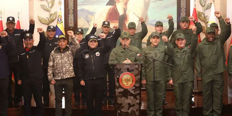 Buques, milicias y denuncias: Venezuela cierra filas contra la «amenaza» de EEUU