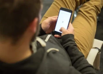 Conatel congela por sexto mes consecutivo el ajuste de tarifas para operadoras móviles