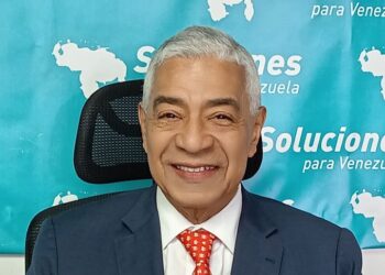 Claudio Fermín calificó como un “libreto terrorista” las amenazas de EEUU contra Venezuela