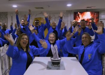 Los Mismos 15 encienden esta Navidad con su nuevo tema «Hoy te prometo»