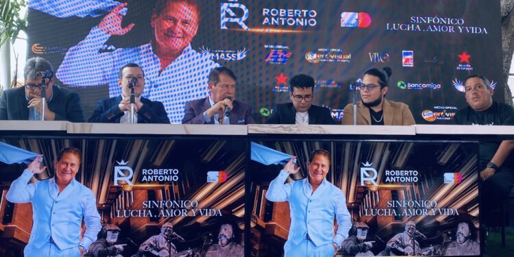 Roberto Antonio Presenta “Roberto Antonio Sinfónico” en la Sala Simón Bolívar
